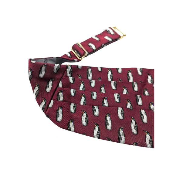 Robert Talbott Carmel Valley Vintage Penguin Cumberbund Red, Gold hardware - Picture 2 of 6